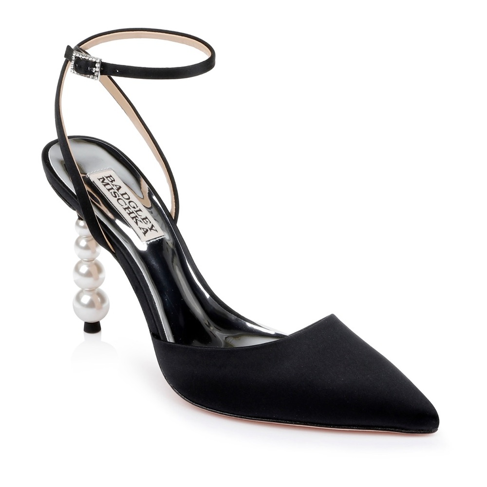 Black Badgley Mischka Indie Women's Heels Size 6